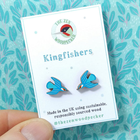 Wooden kingfisher stud earrings on display card